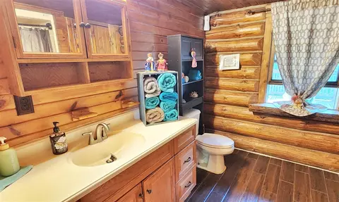 Bath - 9557 E Anthony, Branch, MI 49402 photo 1 of 10
