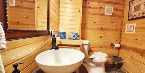 Bath - 9557 E Anthony, Branch, MI 49402 photo 7 of 10