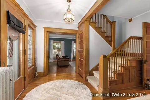 Entry Way - 223 S Pearl, Belding, MI 48809 photo 1 of 3