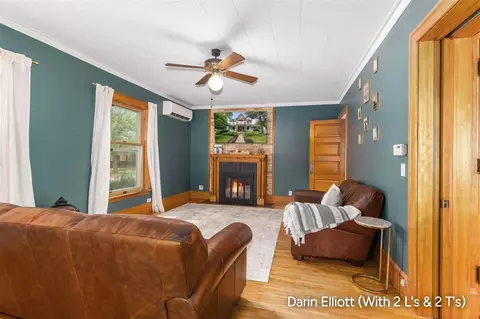Living - 223 S Pearl, Belding, MI 48809 photo 2 of 2