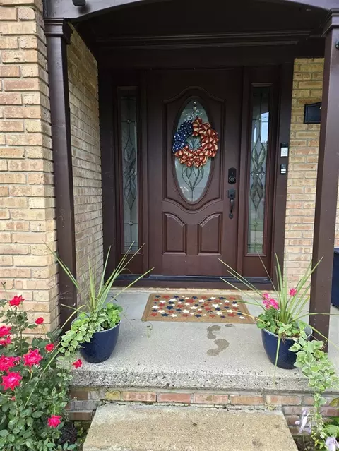 Exterior - 77 Maple, Coldwater, MI 49036 photo 3 of 11