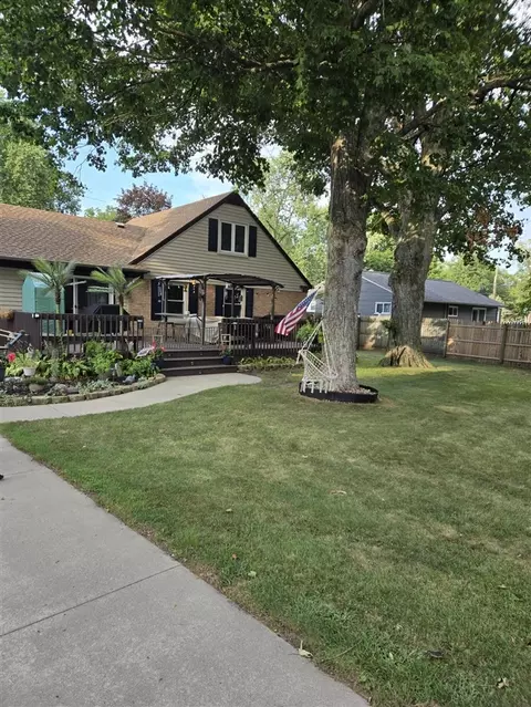 Exterior - 77 Maple, Coldwater, MI 49036 photo 10 of 11