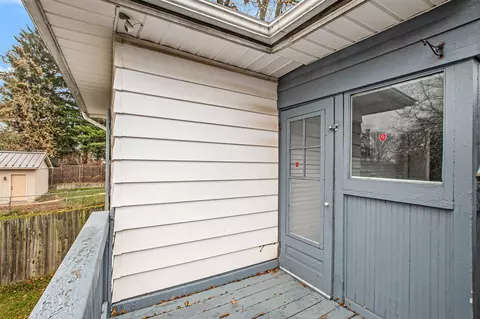 Exterior - 209 E Mount Hope, Lansing, MI 48910 photo 5 of 7