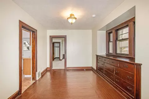Entry Way - 209 E Mount Hope, Lansing, MI 48910 photo 1 of 1