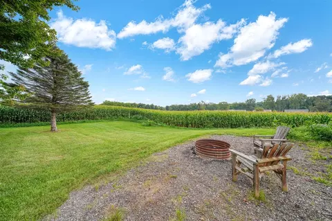 Exterior - 1829 N Sandstone, Jackson, MI 49201 photo 6 of 17