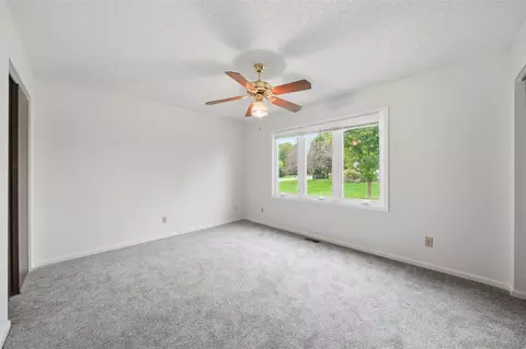 Bedroom - 1829 N Sandstone, Jackson, MI 49201 photo 3 of 6