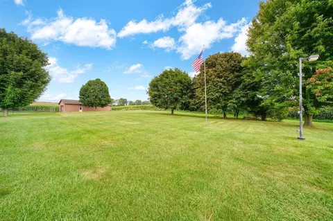 Exterior - 1829 N Sandstone, Jackson, MI 49201 photo 8 of 17