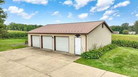 Exterior - 1829 N Sandstone, Jackson, MI 49201 photo 17 of 17