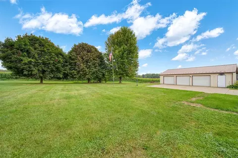 Exterior - 1829 N Sandstone, Jackson, MI 49201 photo 10 of 17