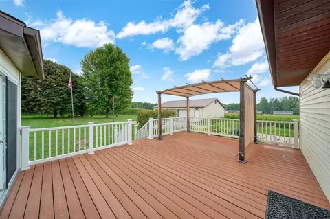 Exterior - 1829 N Sandstone, Jackson, MI 49201 photo 12 of 17