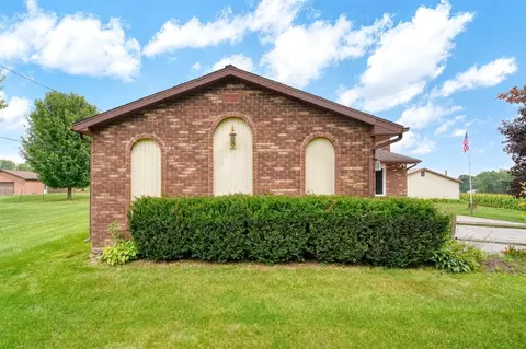 Exterior - 1829 N Sandstone, Jackson, MI 49201 photo 15 of 17