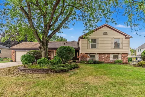 42021 Banbury, Northville, MI 48168