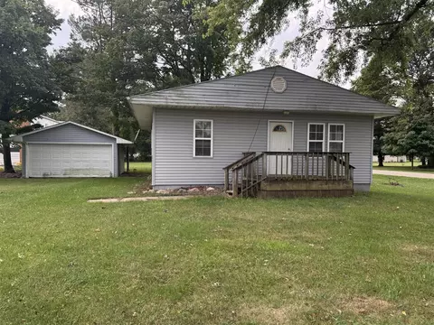 304 E South, Athens, MI 49011