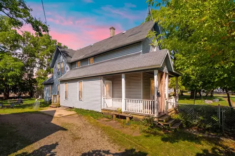 829 Simpson, Kalamazoo, MI 49007