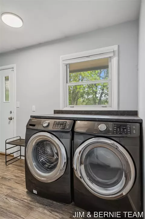 Other - 18019 Mohawk, Spring Lake, MI 49456 photo 6 of 23