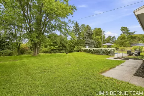 Exterior - 18019 Mohawk, Spring Lake, MI 49456 photo 6 of 14