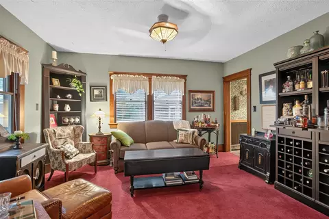 Living - 4723 Mccain, Jackson, MI 49201 photo 5 of 9