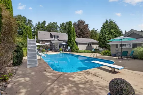 Exterior - 4723 Mccain, Jackson, MI 49201 photo 26 of 37