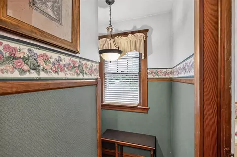 Entry Way - 4723 Mccain, Jackson, MI 49201 photo 2 of 7