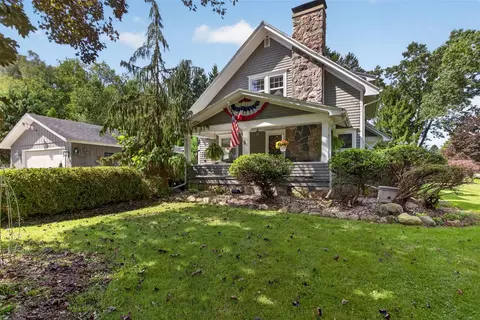 Exterior - 4723 Mccain, Jackson, MI 49201 photo 6 of 37