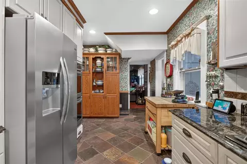 Kitchen - 4723 Mccain, Jackson, MI 49201 photo 6 of 7