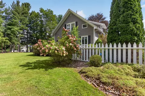 Exterior - 4723 Mccain, Jackson, MI 49201 photo 28 of 37