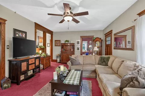 Living - 4723 Mccain, Jackson, MI 49201 photo 3 of 9