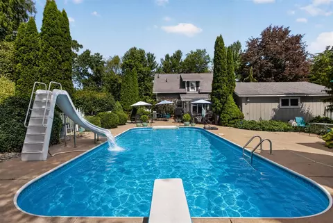 Exterior - 4723 Mccain, Jackson, MI 49201 photo 2 of 37