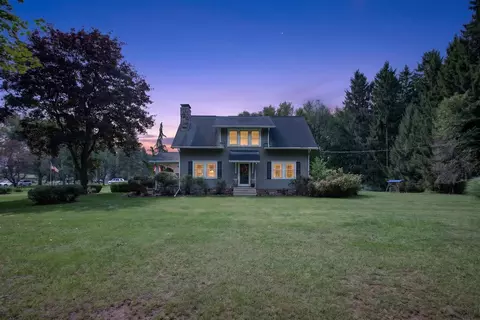 Exterior - 4723 Mccain, Jackson, MI 49201 photo 12 of 37
