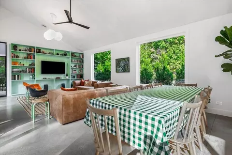 Dining - 13892 Rea, Harbert, MI 49115 photo 2 of 3