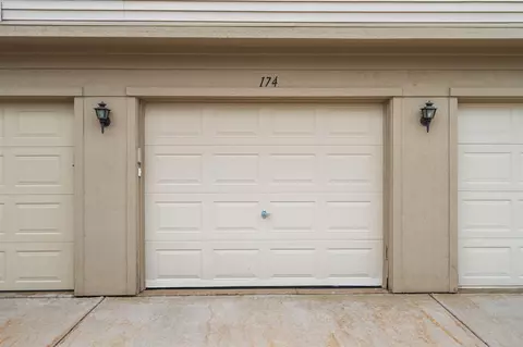 Exterior - 174 Commons, Saline, MI 48176 photo 2 of 5