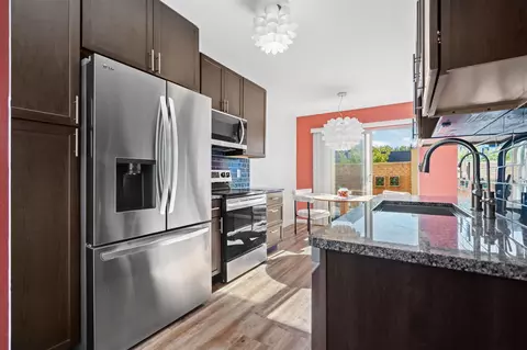 Kitchen - 174 Commons, Saline, MI 48176 photo 2 of 3