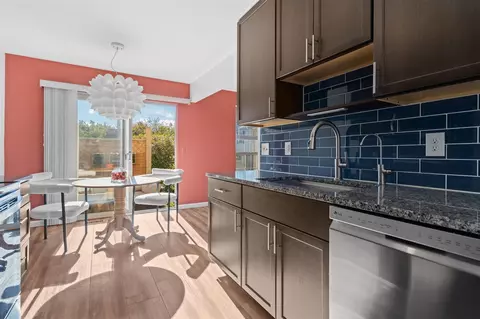 Kitchen - 174 Commons, Saline, MI 48176 photo 1 of 3
