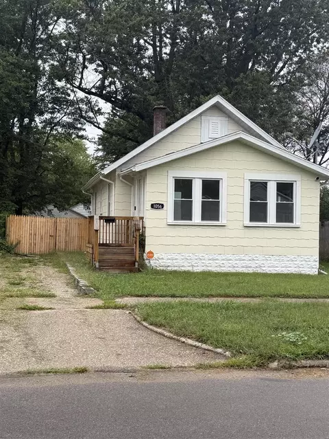 1056 Jennings, Benton Harbor, MI 49022