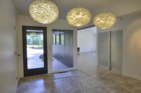 Entry Way - 3520 Stonewall, Jackson, MI 49203 photo 2 of 2