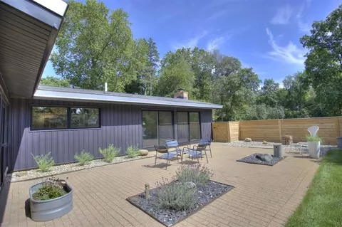 Exterior - 3520 Stonewall, Jackson, MI 49203 photo 11 of 18