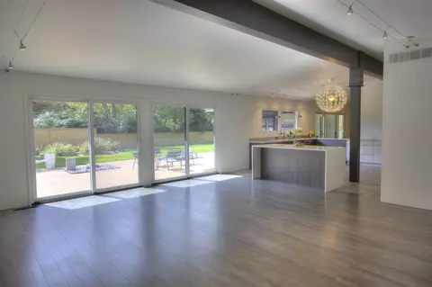 Living - 3520 Stonewall, Jackson, MI 49203 photo 3 of 19