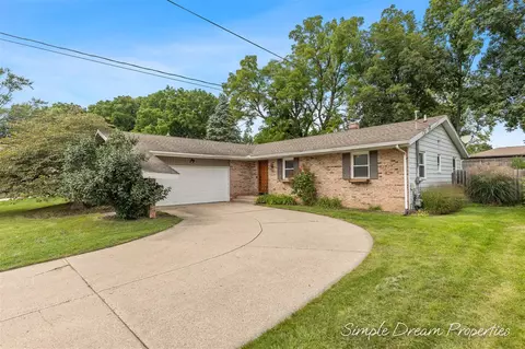 1727 Weymouth, Grand Rapids, MI 49508
