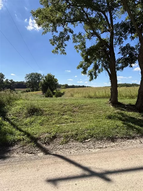 Mooreville, Saline, MI 48176 photo 4