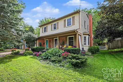 2246 Boston, East Grand Rapids, MI 49506
