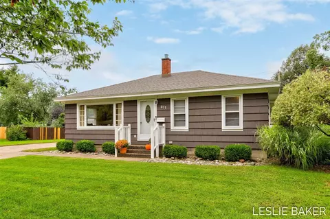 311 W 30th, Holland, MI 49423