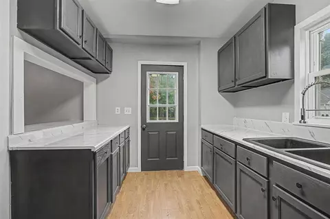 Kitchen - 330 N Gorham, Jackson, MI 49202 photo 1 of 2
