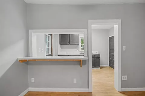 Entry Way - 330 N Gorham, Jackson, MI 49202 photo 1 of 2