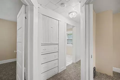 Entry Way - 330 N Gorham, Jackson, MI 49202 photo 2 of 2