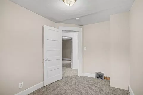Bedroom - 330 N Gorham, Jackson, MI 49202 photo 6 of 7