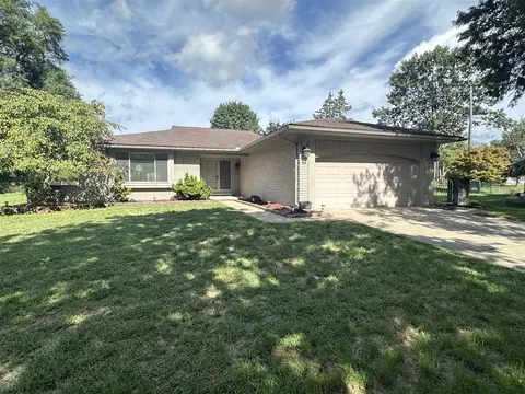 18975 Bainbridge, Livonia, MI 48152