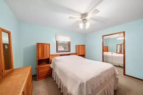 Bedroom - 38531 Westvale, Romulus, MI 48174 photo 7 of 11