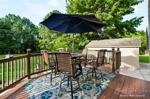 Exterior - 709 Morton, Belding, MI 48809 photo 5 of 12