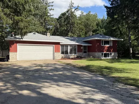 3876 S Dangl, Muskegon, MI 49444