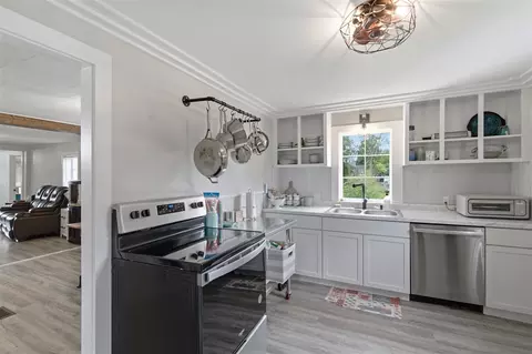 Kitchen - 265 W 4th, Constantine, MI 49042 photo 3 of 3